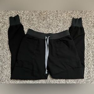 Small Figs Scrub Bottom